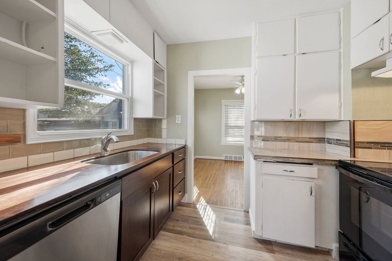 1033 E Pine Ave - Photo 7 of 24