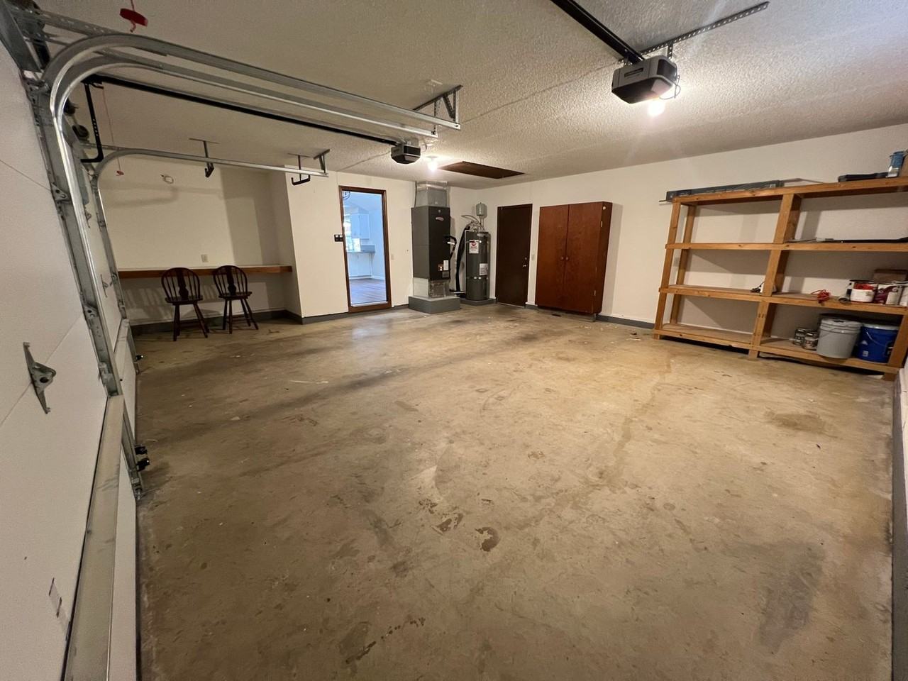 1359 Nw Maple Ln - Photo 6 of 24