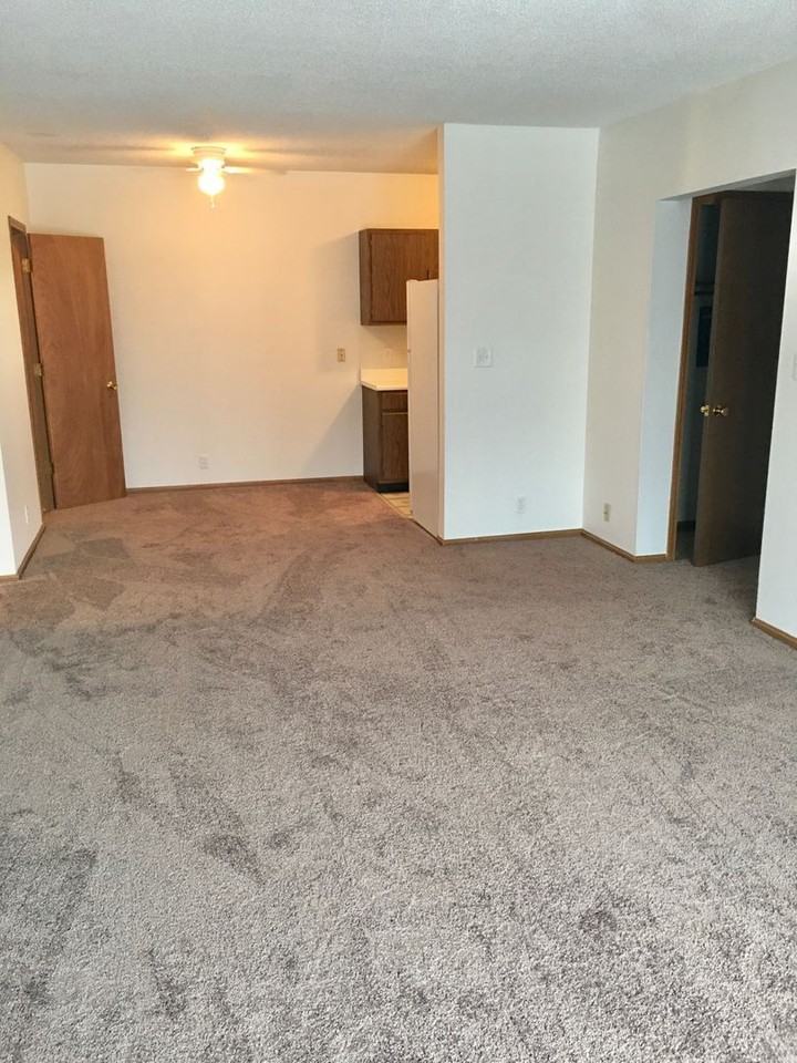 Bennett3400 - Photo 2 of 13