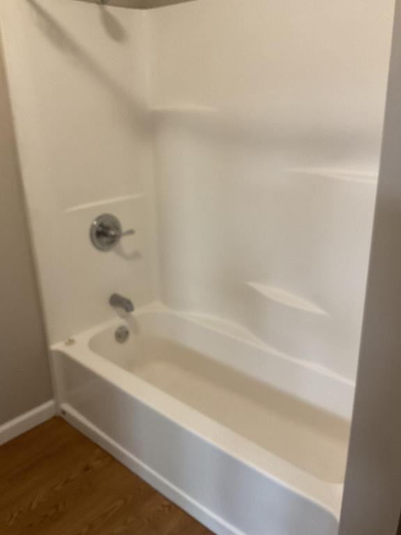 610 Race St - Photo 6 of 11
