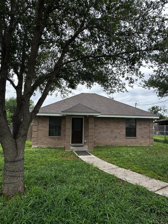 1024 Matamoros St - Photo 2 of 14