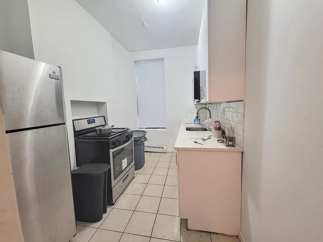 245 Throop Avenue #2 - Photo 3 of 8