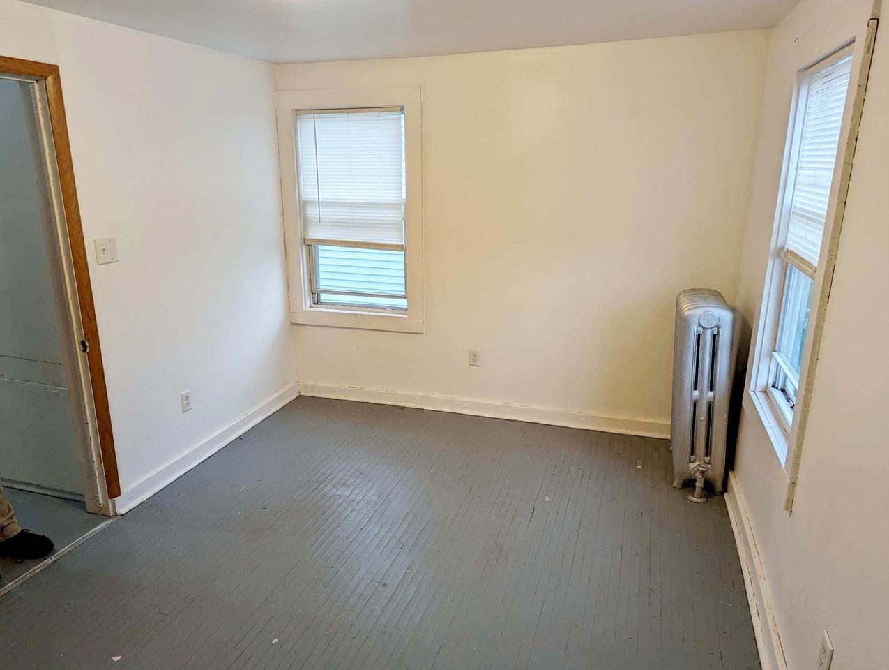 204 Brisbin St #1 - Photo 3 of 7