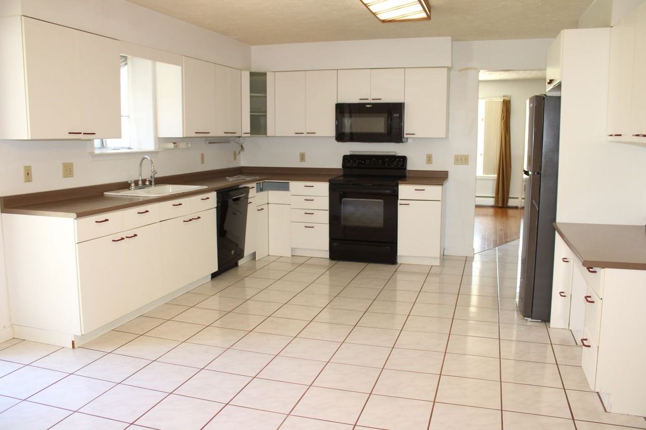 2485 Joppa Rd - Photo 2 of 12
