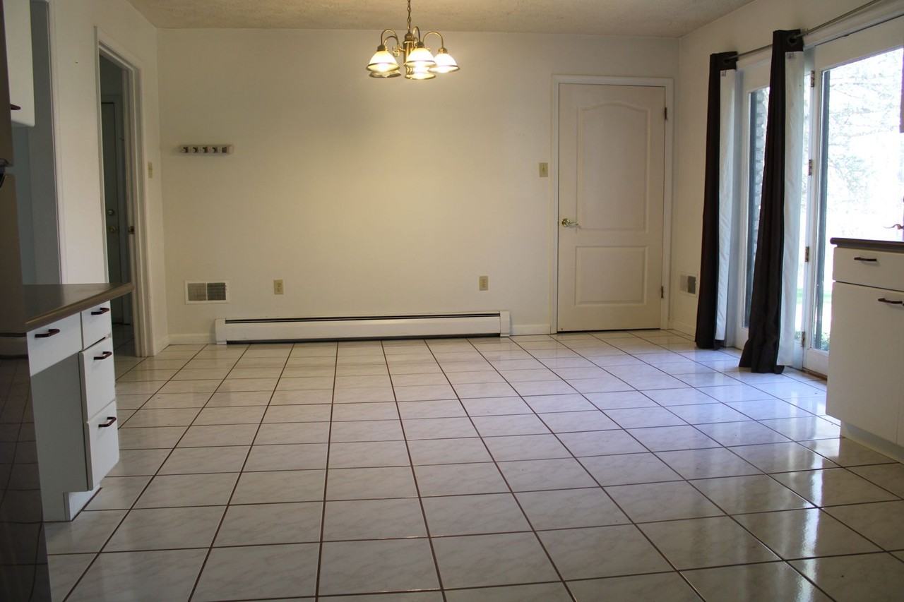 2485 Joppa Rd - Photo 4 of 12
