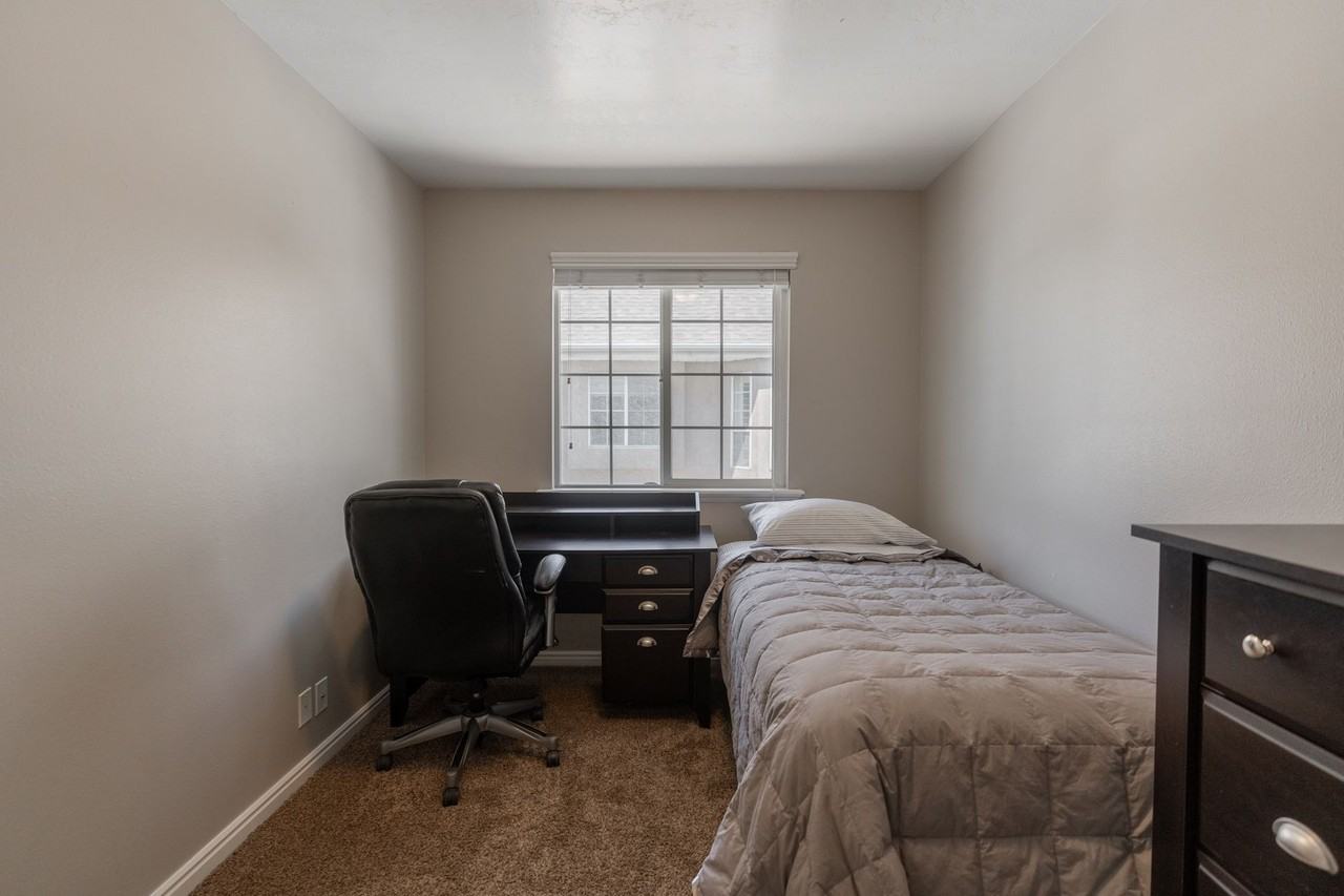 Canterwood Condo Unit 16 - Photo 3 of 28