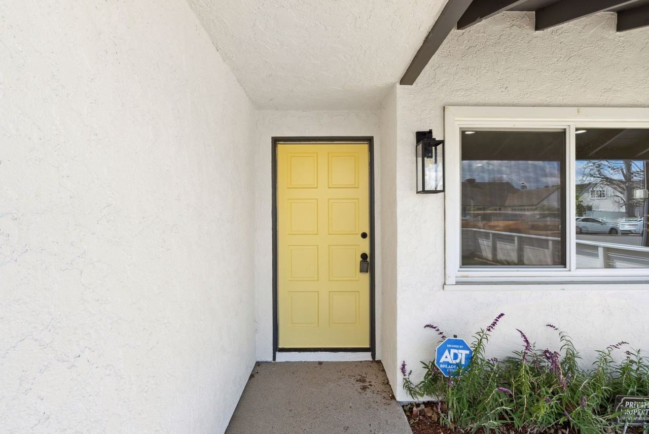 2049 Tustin Triplex - Photo 2 of 50