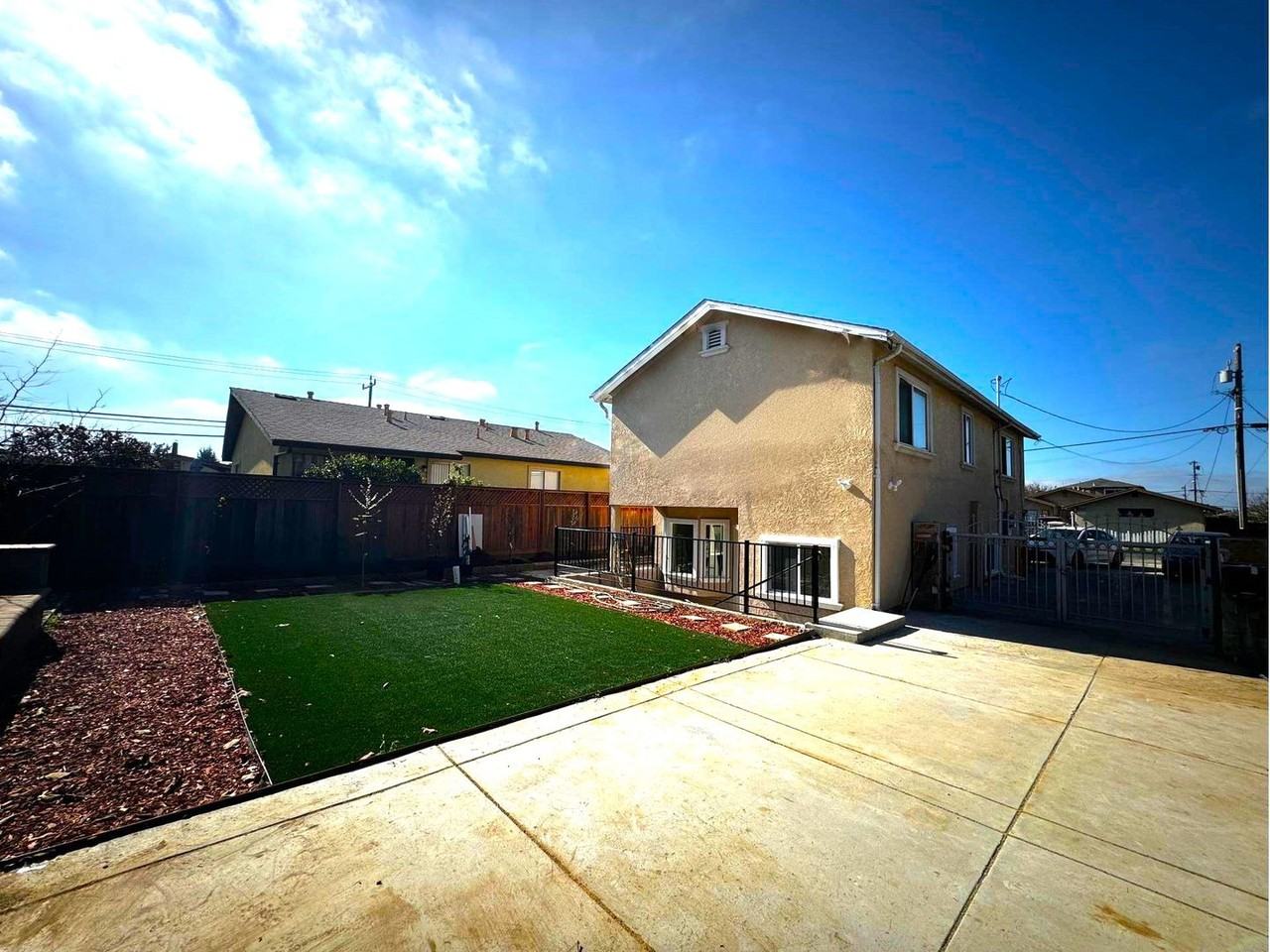 33544 4th St - Photo 2 of 16