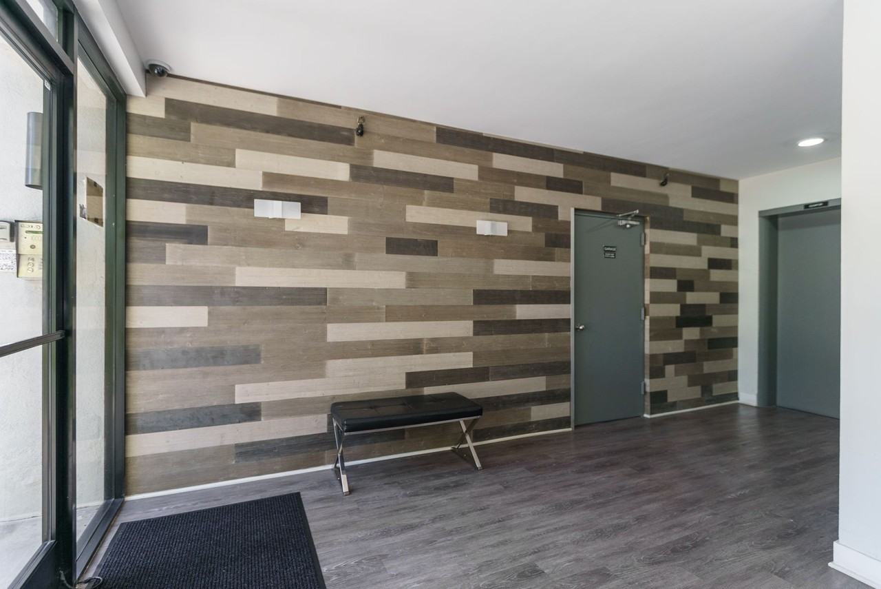 816 S. Bundy Dr - Photo 2 of 50