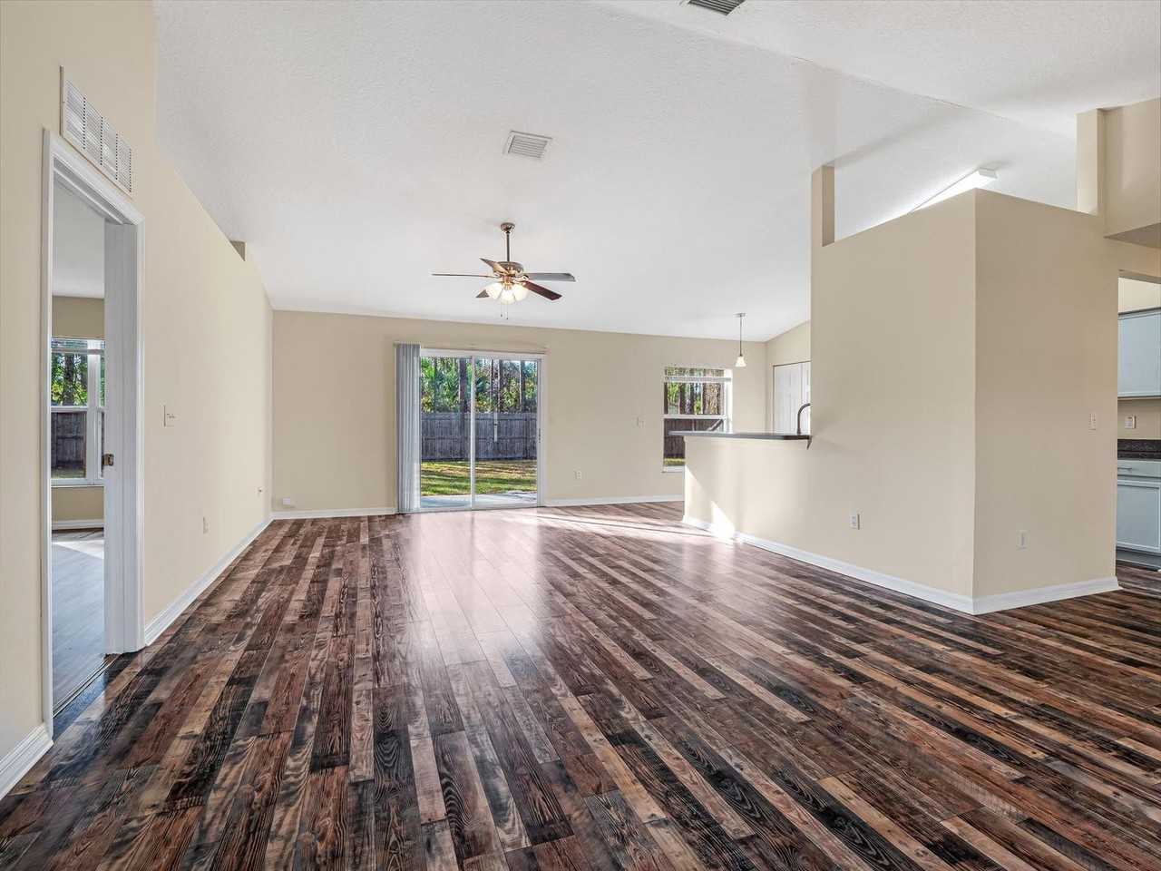 8 Ryder Dr - Photo 6 of 41