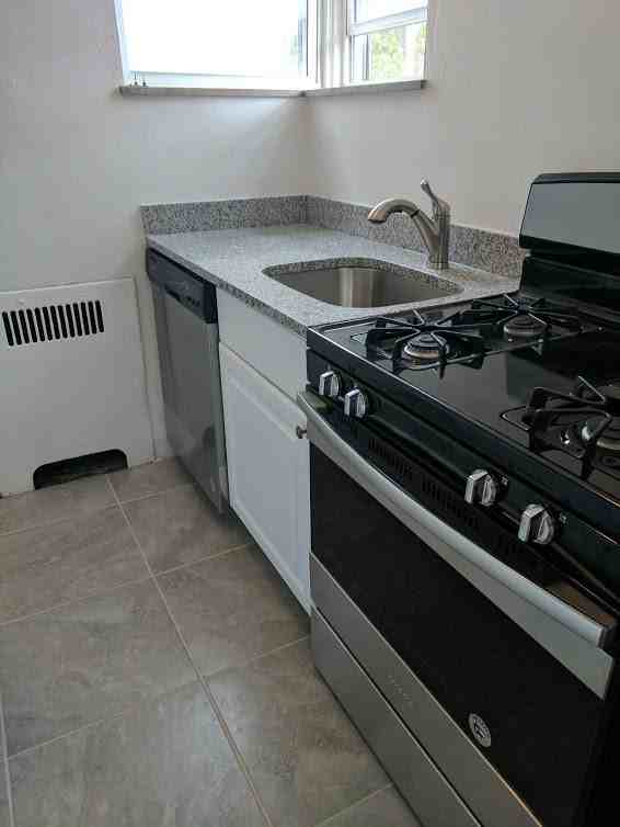 434 Shady Avenue - Photo 3 of 44