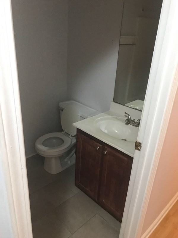 Arlyn Circle - Photo 6 of 20