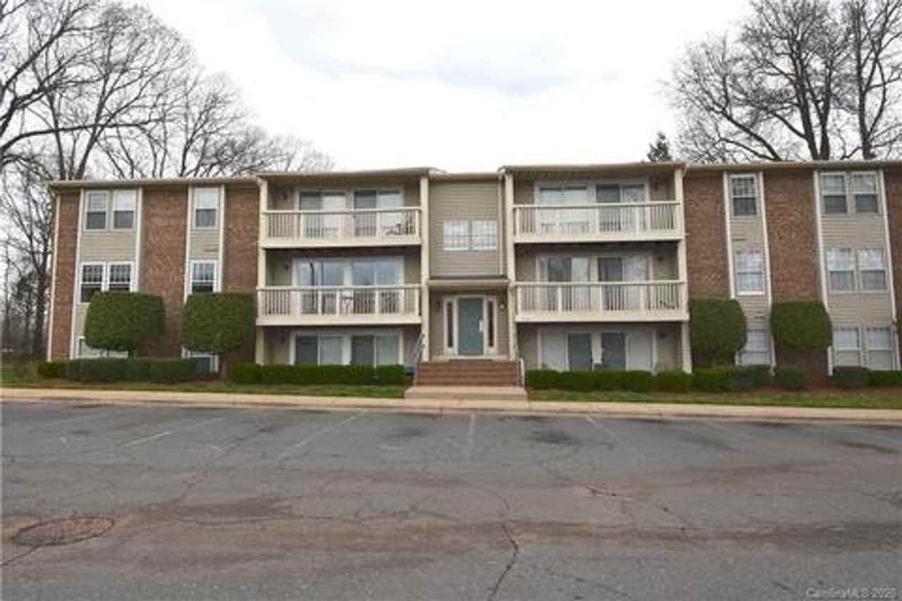 Arlyn Cir - Photo 5 of 6