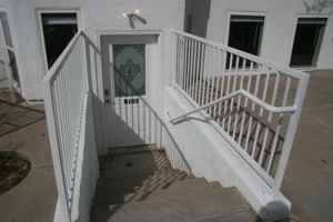 featured image of 1060 N Louis St