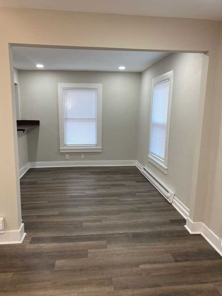 2715 Portsmouth Blvd - Photo 2 of 12