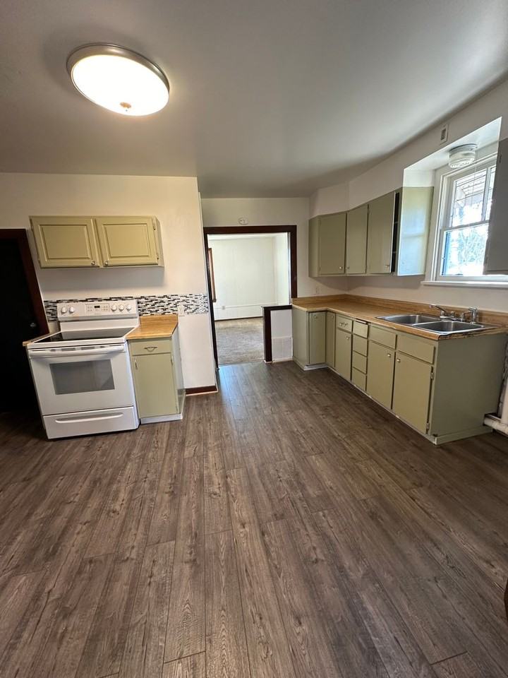 645 N Mcguire Rd - Photo 6 of 34
