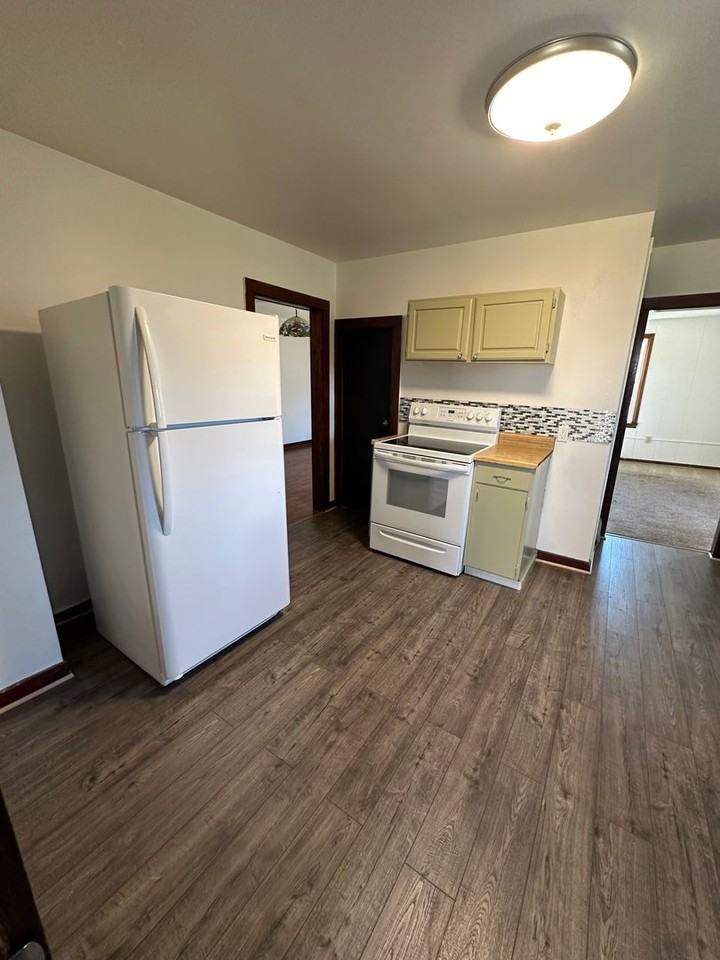 645 N Mcguire Rd - Photo 7 of 34