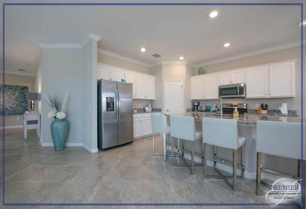 1555 Marton Ct - Photo 5 of 18