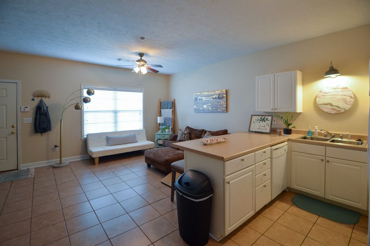 Charleston Cottages - Photo 2 of 16