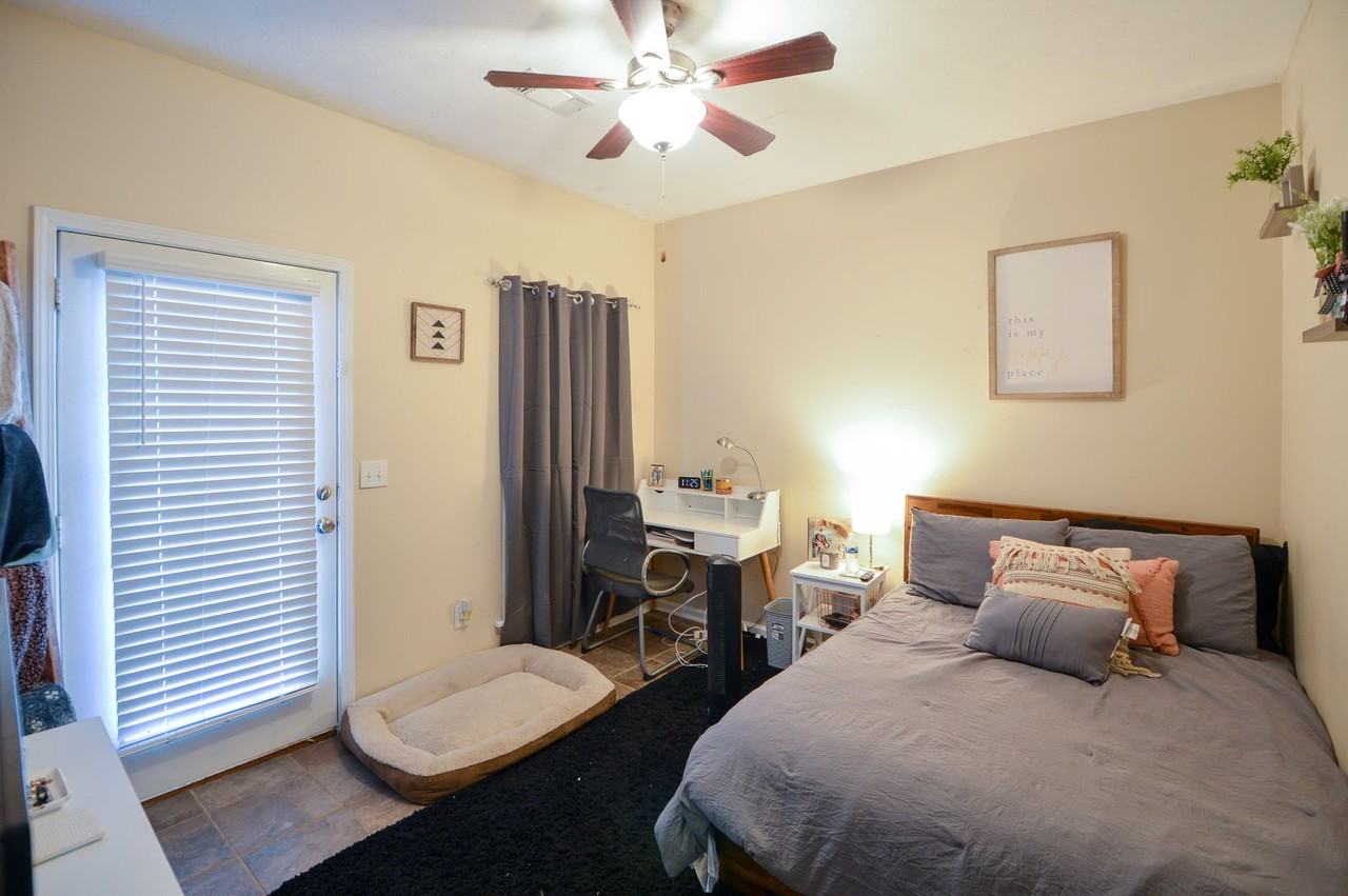 Charleston Cottages - Photo 5 of 16