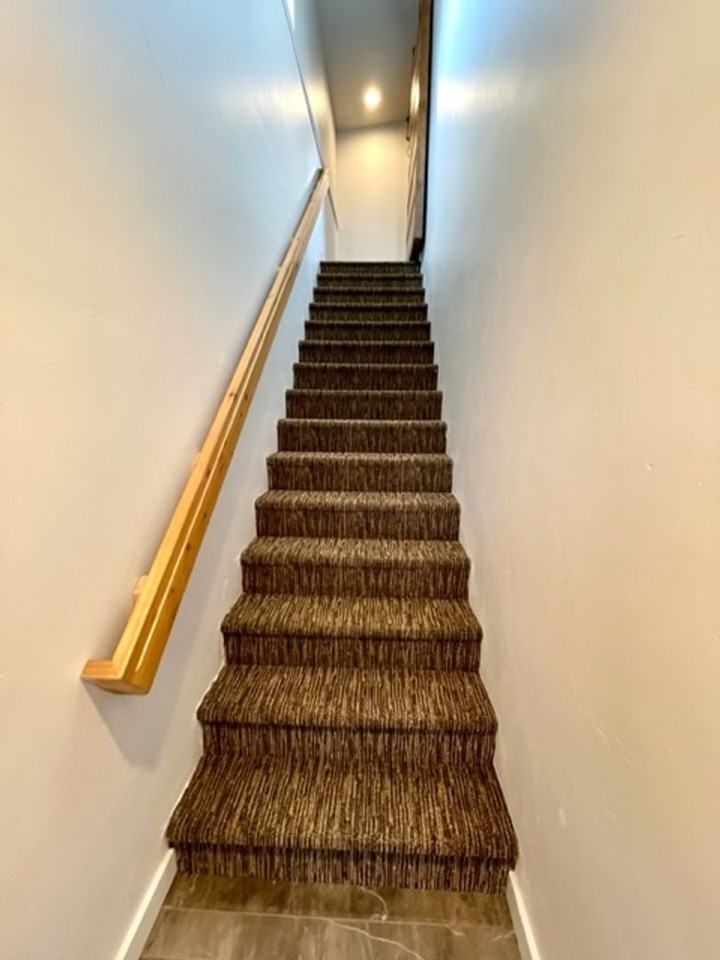 Dekalb Ave., 433 NE - Photo 3 of 17