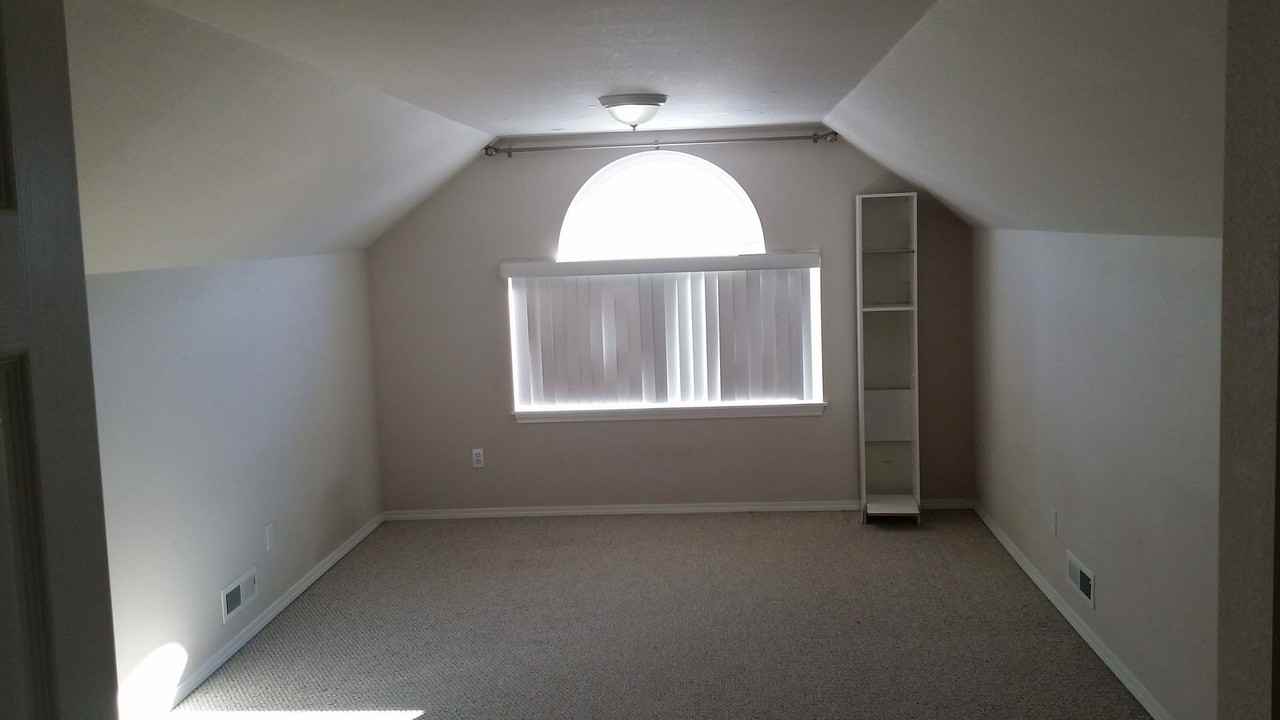 2503 Lily Dr - Photo 5 of 7