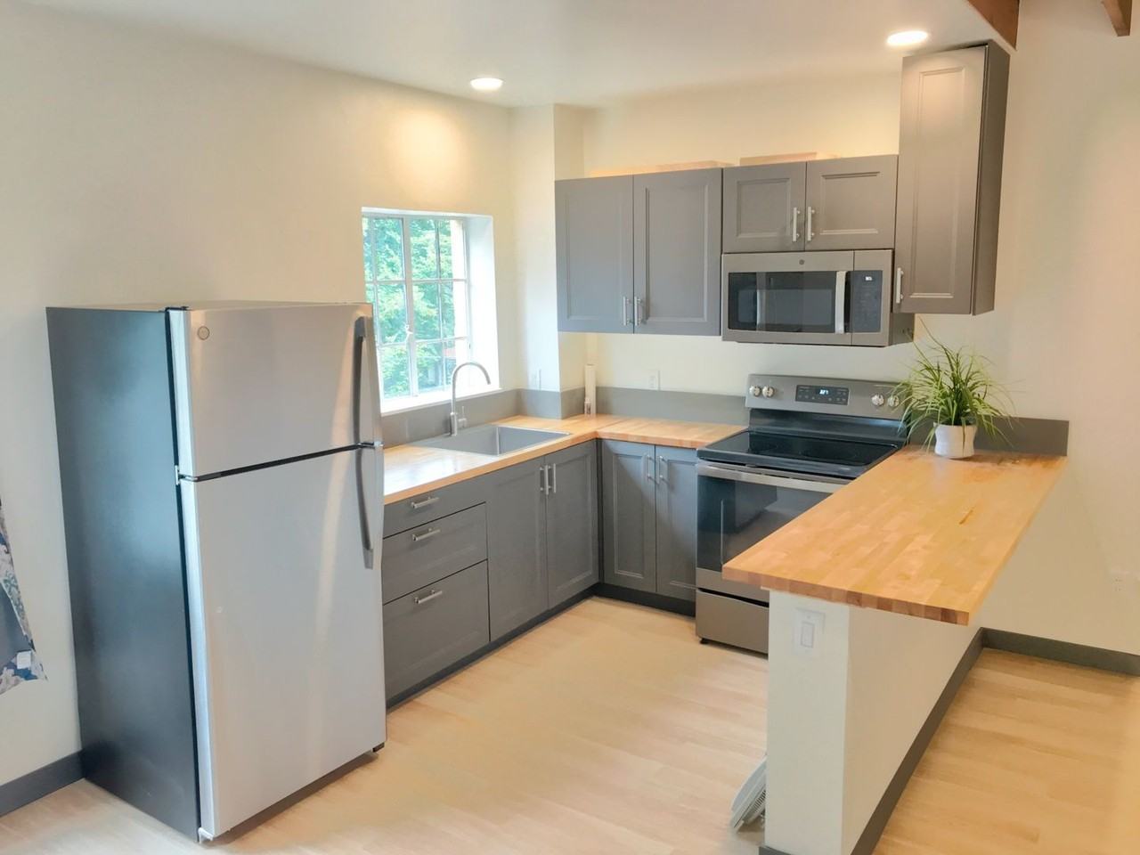 2829 Se Belmont St #302 - Photo 5 of 18