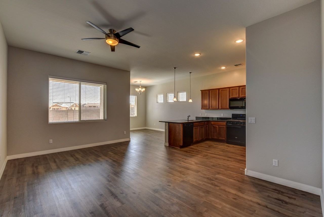 6457 E Endicott Way - Photo 4 of 31