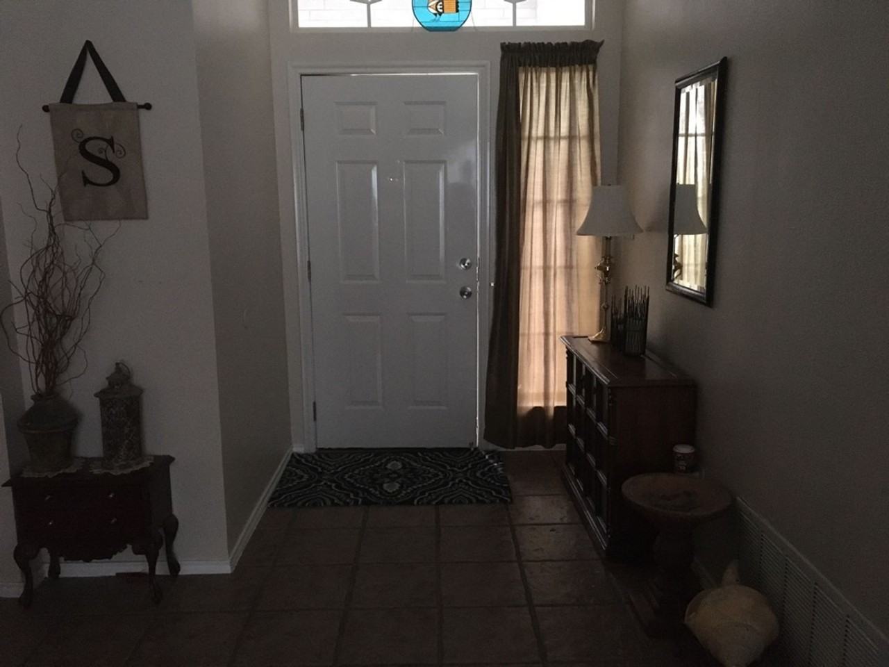 2805 Berry Way - Photo 2 of 12