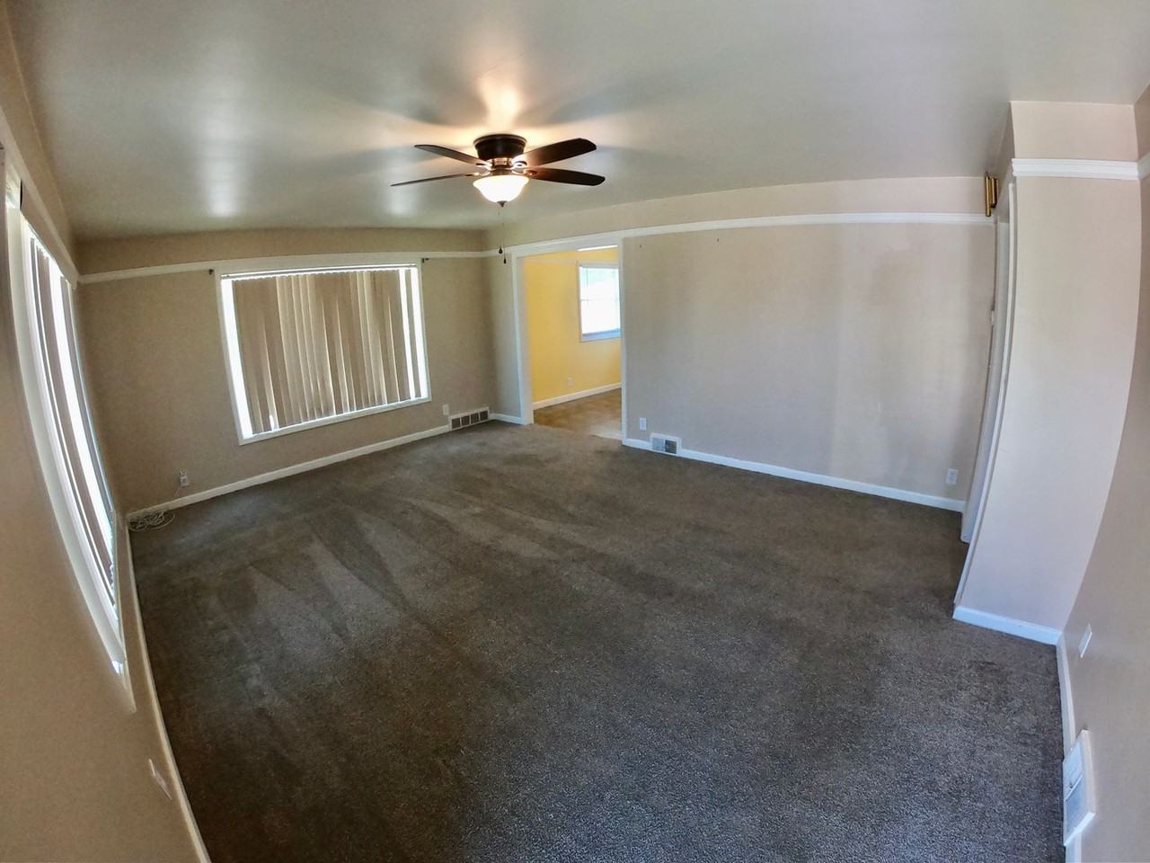 534 E 3050 N - Photo 2 of 8