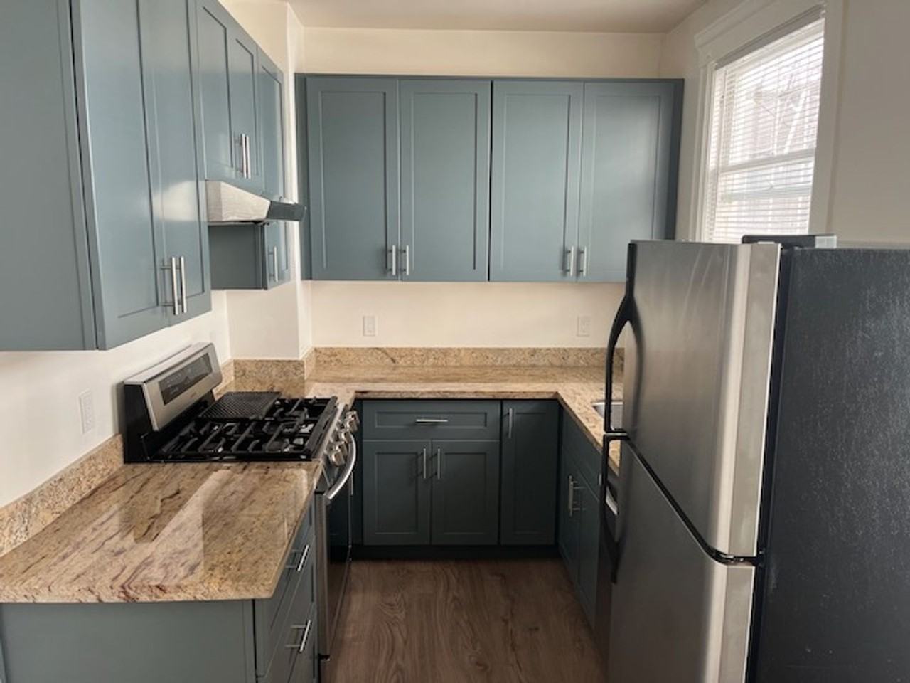 1440 Steiner St #2 - Photo 4 of 18
