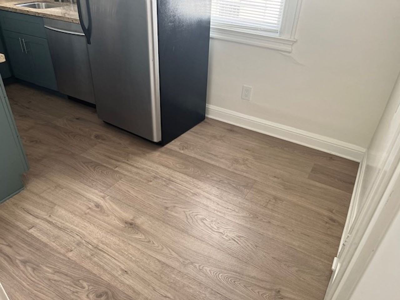 1440 Steiner St #2 - Photo 7 of 18