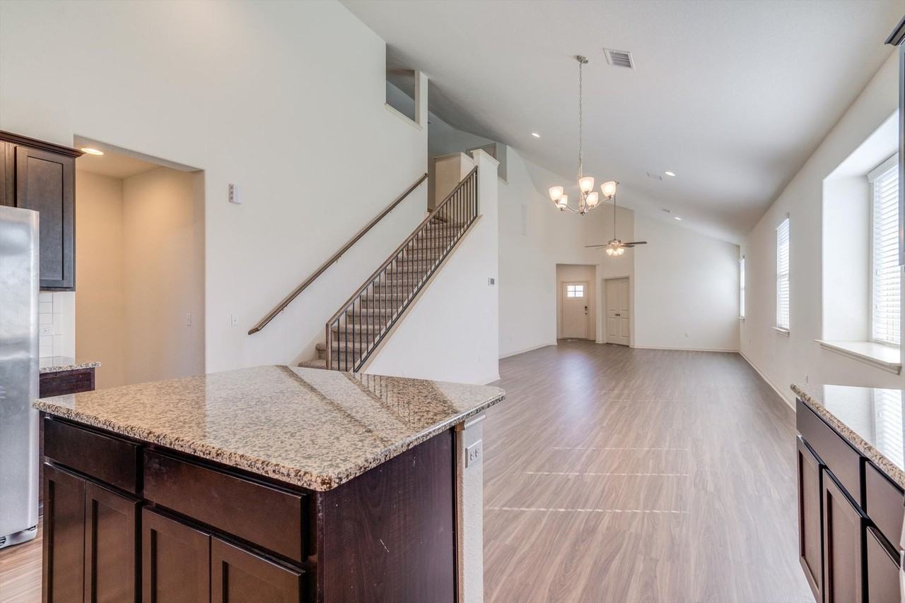 18300 Cercina Trl - Photo 6 of 22