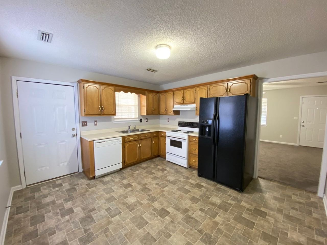 1306A Church Ave Se - Photo 2 of 10
