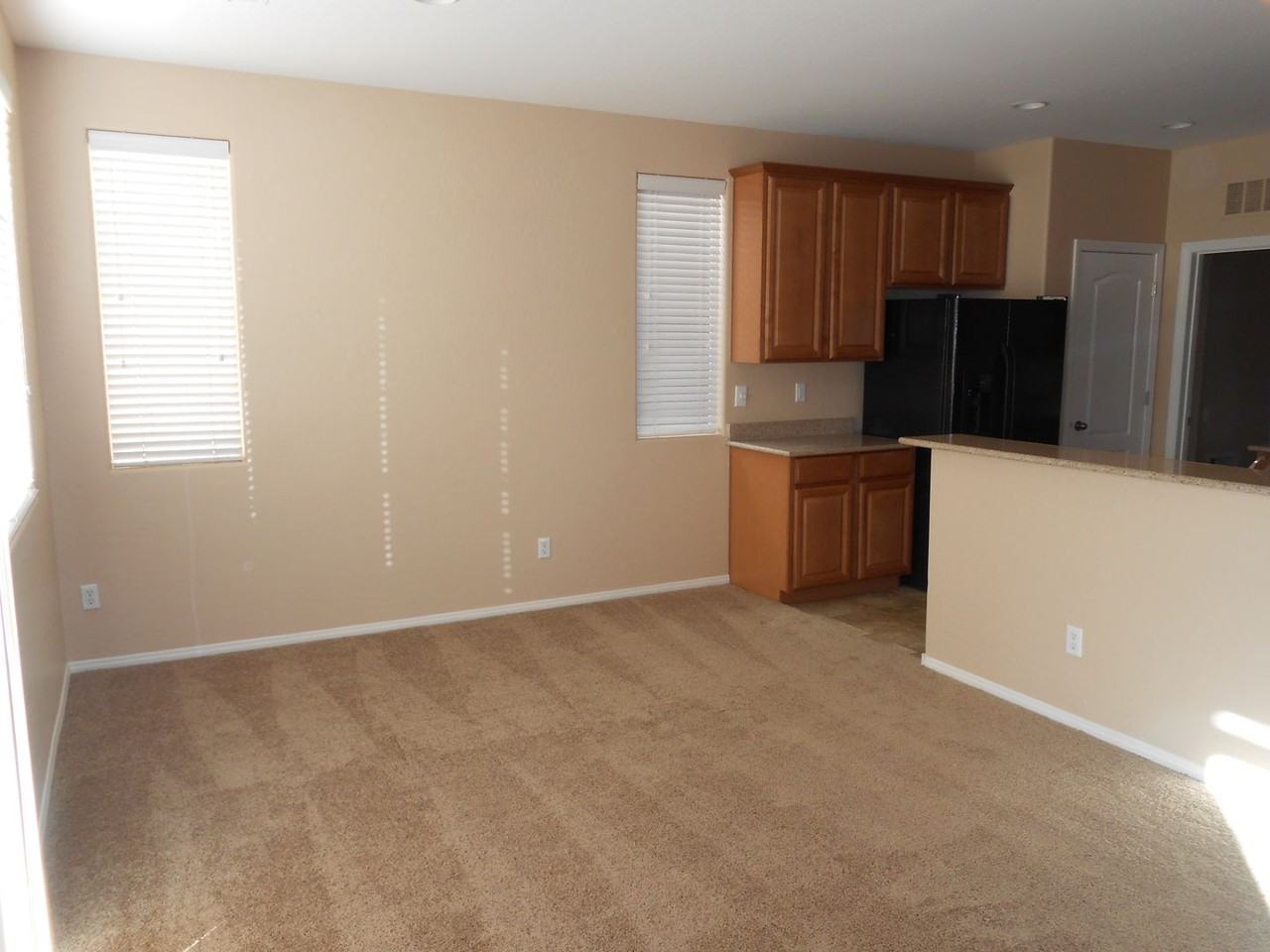 8339 Waylon Ave - Photo 6 of 31