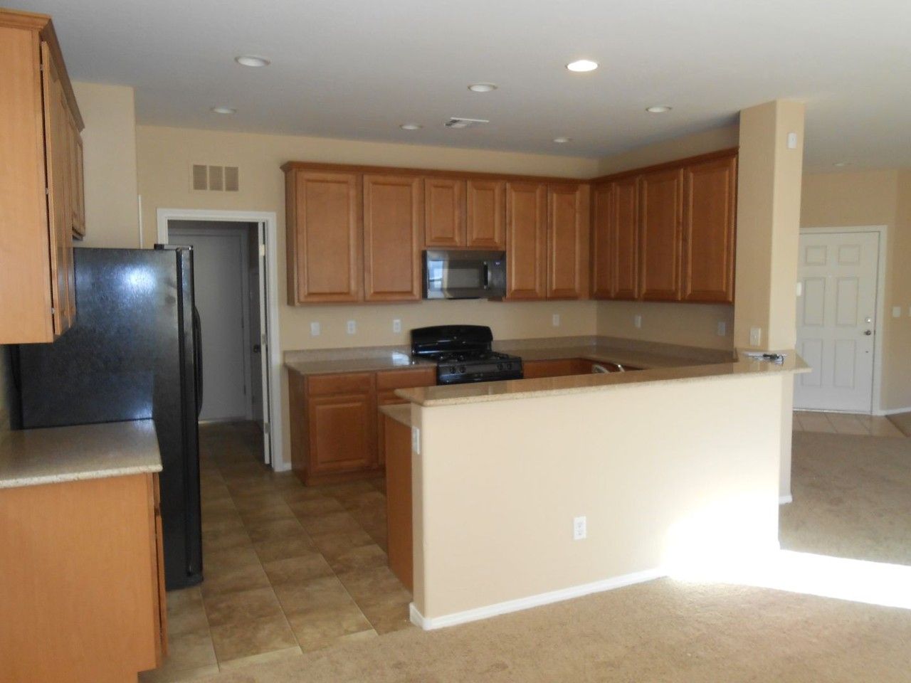 8339 Waylon Ave - Photo 7 of 31