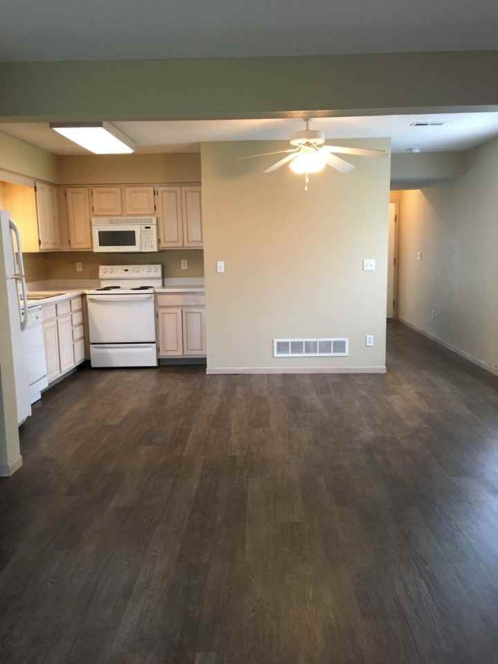 908-914 Garden Way - Photo 4 of 14