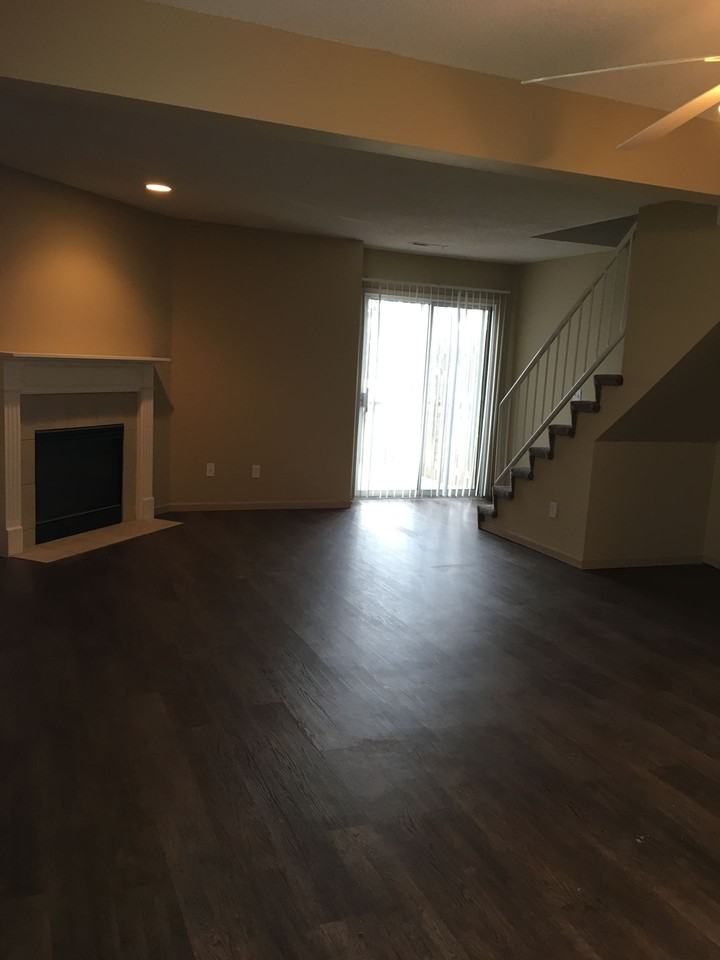 908-914 Garden Way - Photo 6 of 14