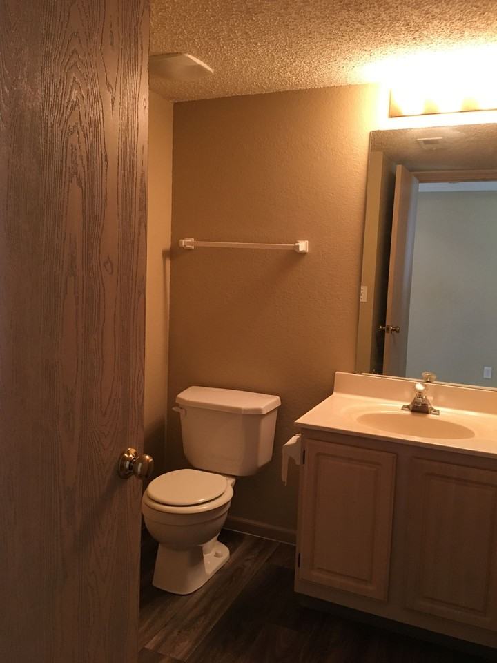 908-914 Garden Way - Photo 7 of 14