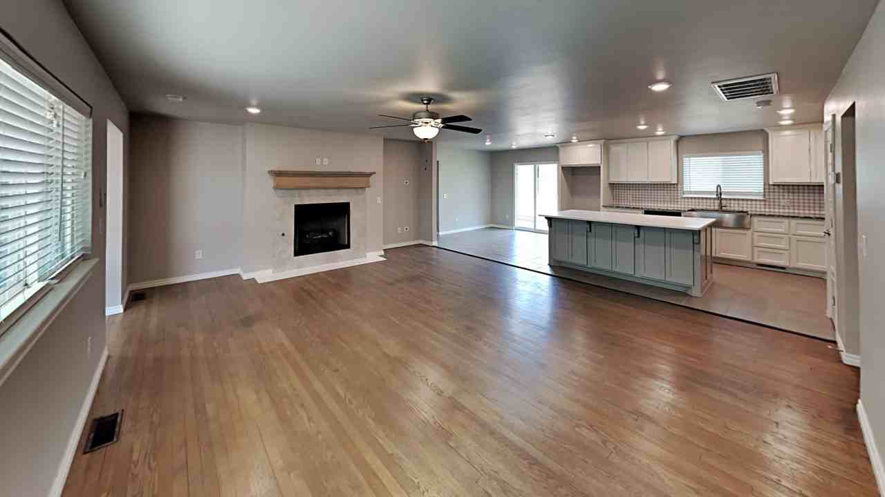 1409 E Covell Rd - Photo 4 of 20