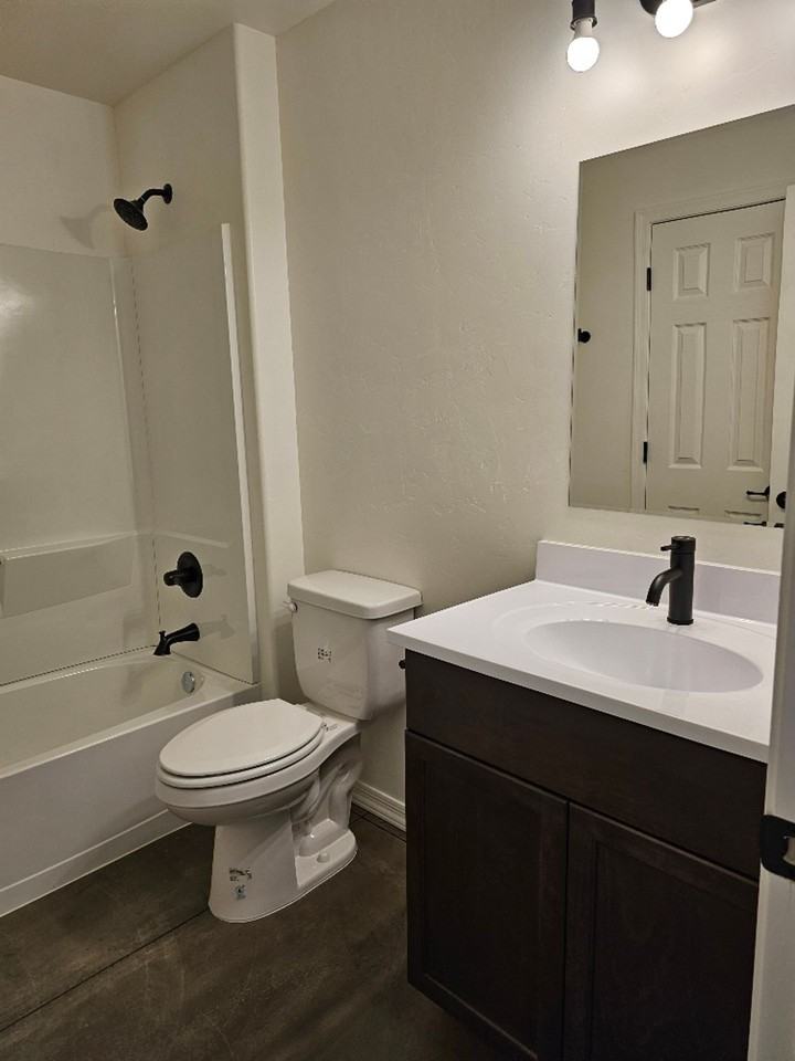 5th Street Apartments - Photo 5 of 11