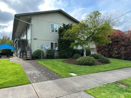 featured image of 1811 4th St Ne