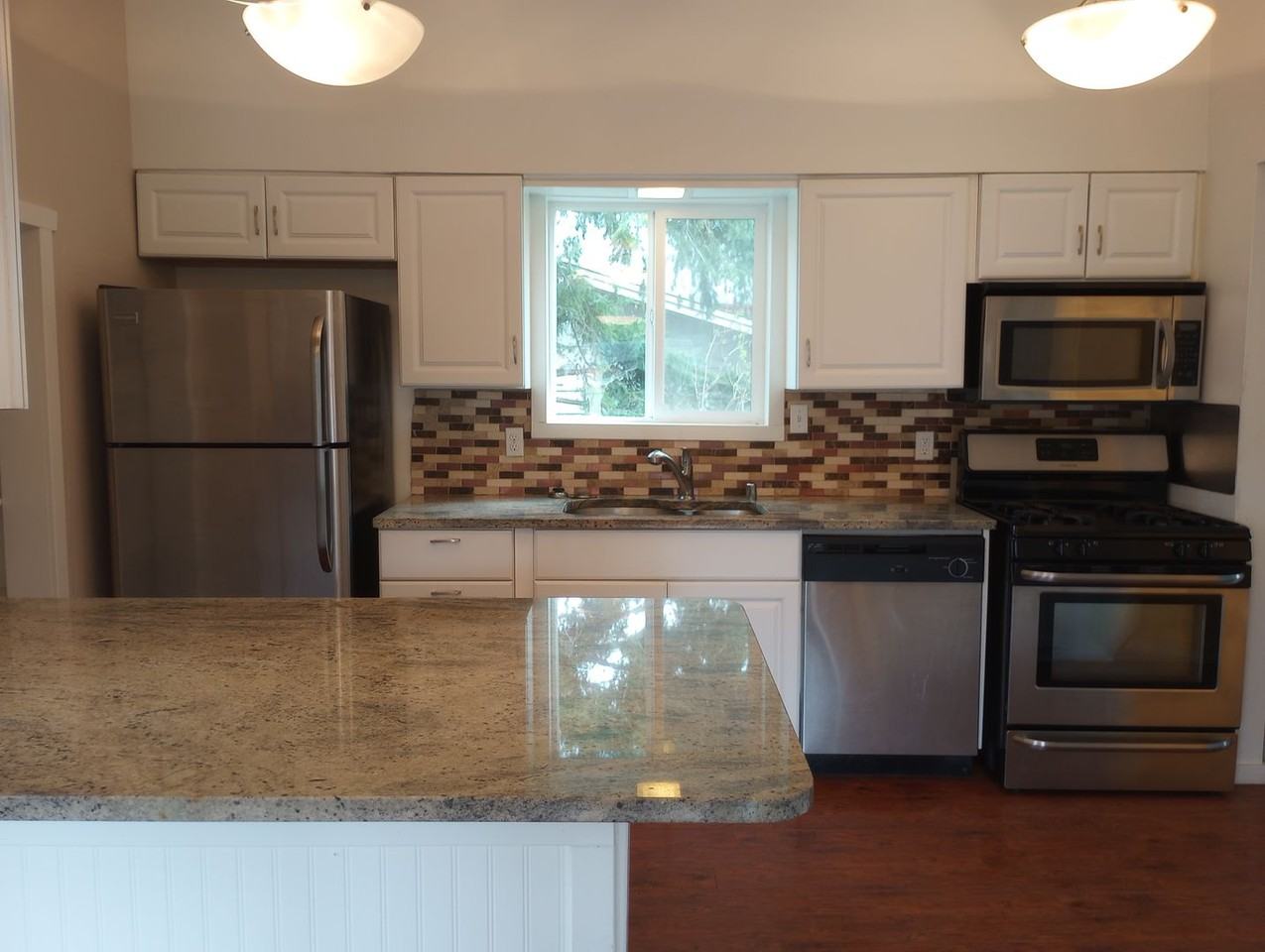 1600 Lincoln St - Photo 3 of 19