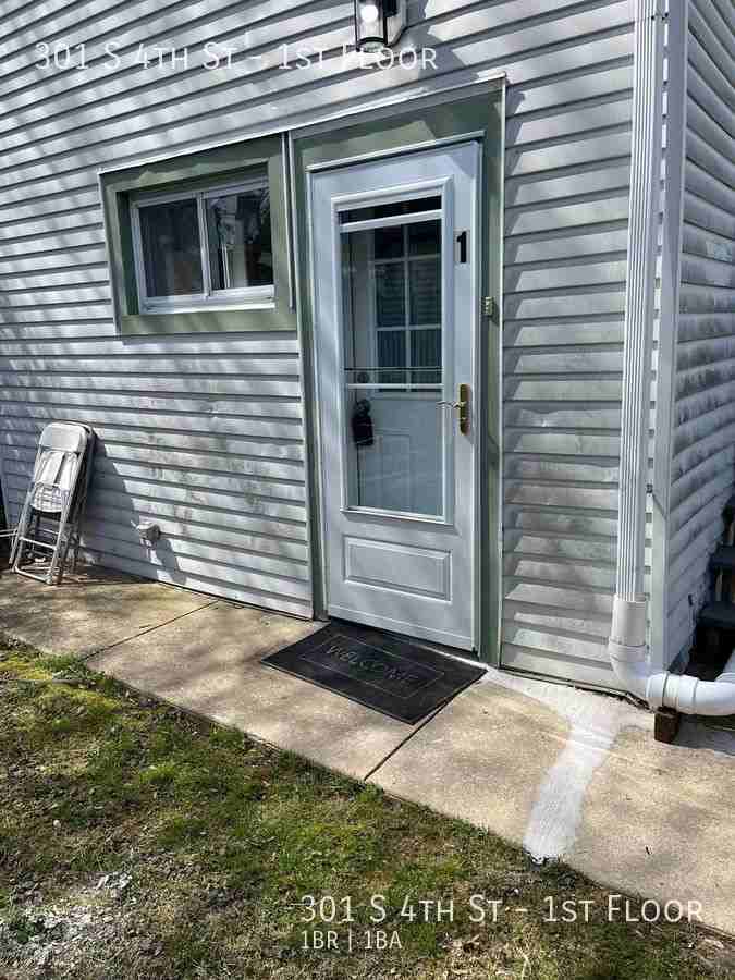 301 S 4th St #1stFL - Photo 2 of 22