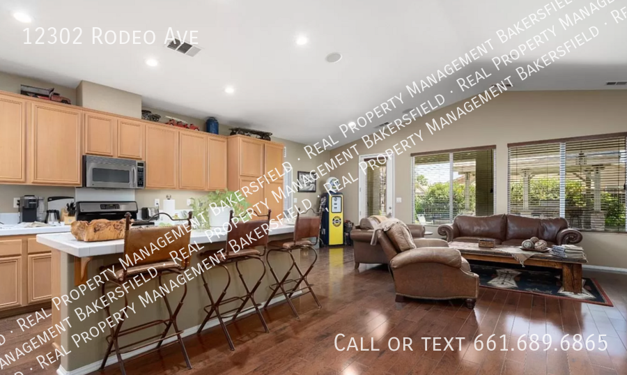 12302 Rodeo Ave - Photo 2 of 12