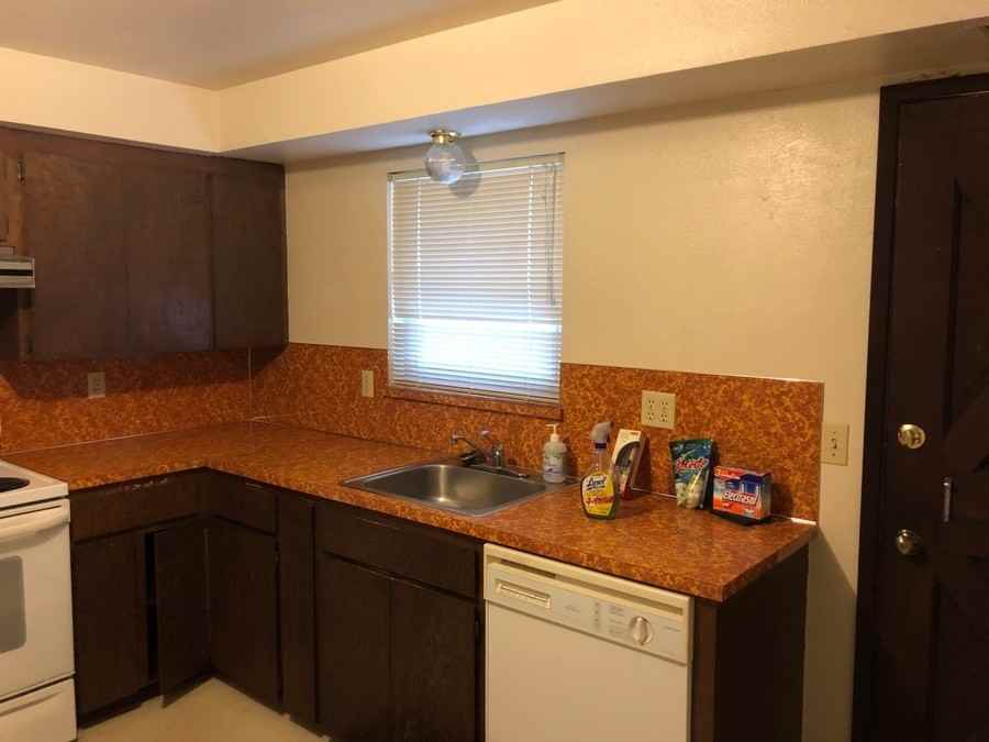 3020 63rd Ave Sw - Photo 2 of 15