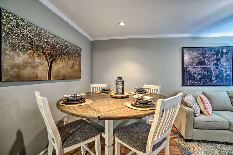 510 E Gillespie St #B9 - Photo 4 of 21