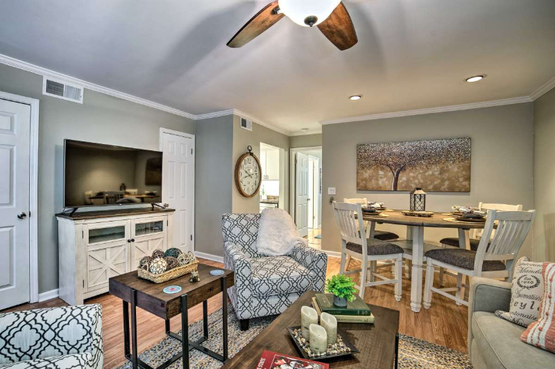 510 E Gillespie St #B9 - Photo 6 of 21