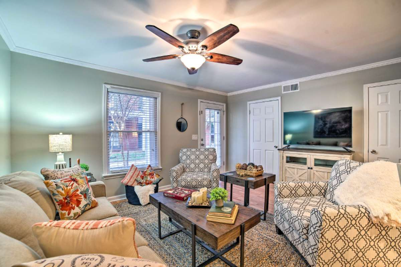 510 E Gillespie St #B9 - Photo 7 of 21