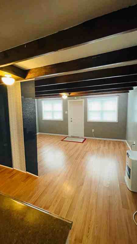 587 Lancaster Ave - Photo 2 of 10